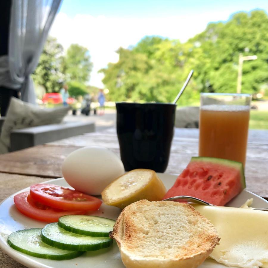 Gothem Logi Guest House Екстериор снимка